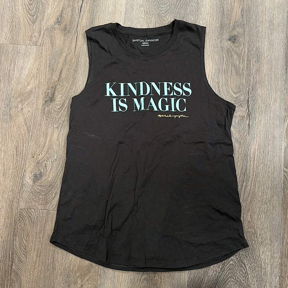 Spiritual gangster top